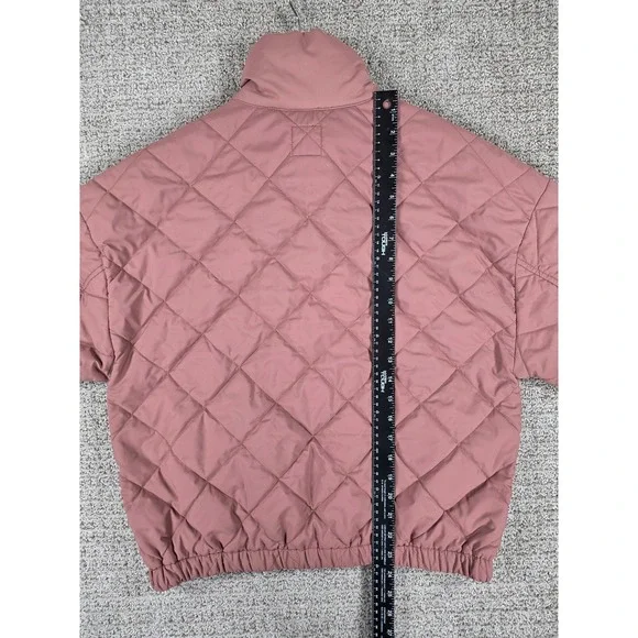 Vuori Womens Small Echo Insulated Quilted Jacket Bomber Pink Full Zip - Picture 6 of 6